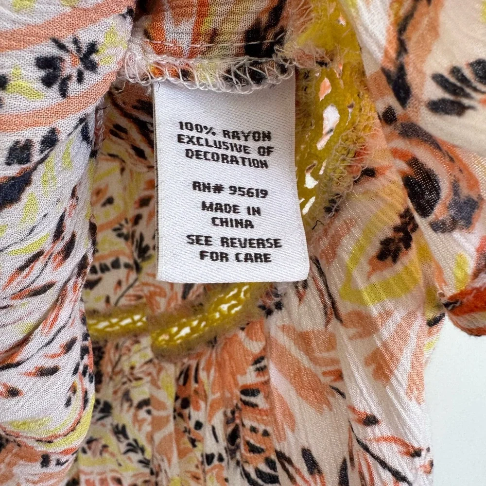 Fever Paisley Blouse Sz M Sulpher Yellow Multicolor On Off Shoulder Top Boho EUC - Picture 6 of 6